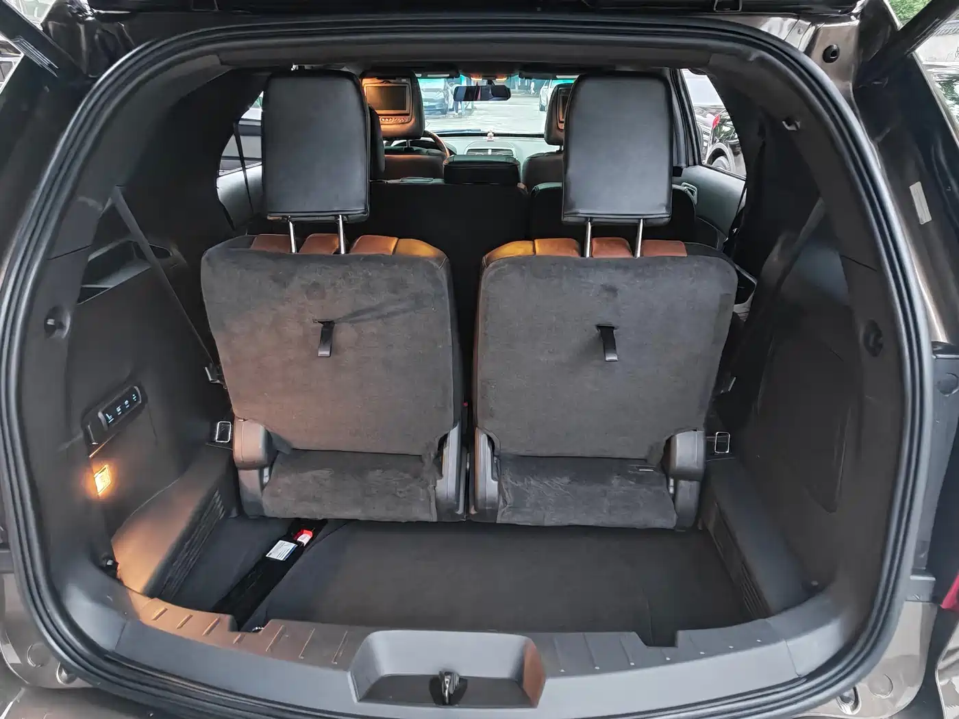 Ford Explorer (Import) 2015 2013 3.5L Premium Edition