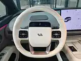 Фото 11 - Li Auto i6