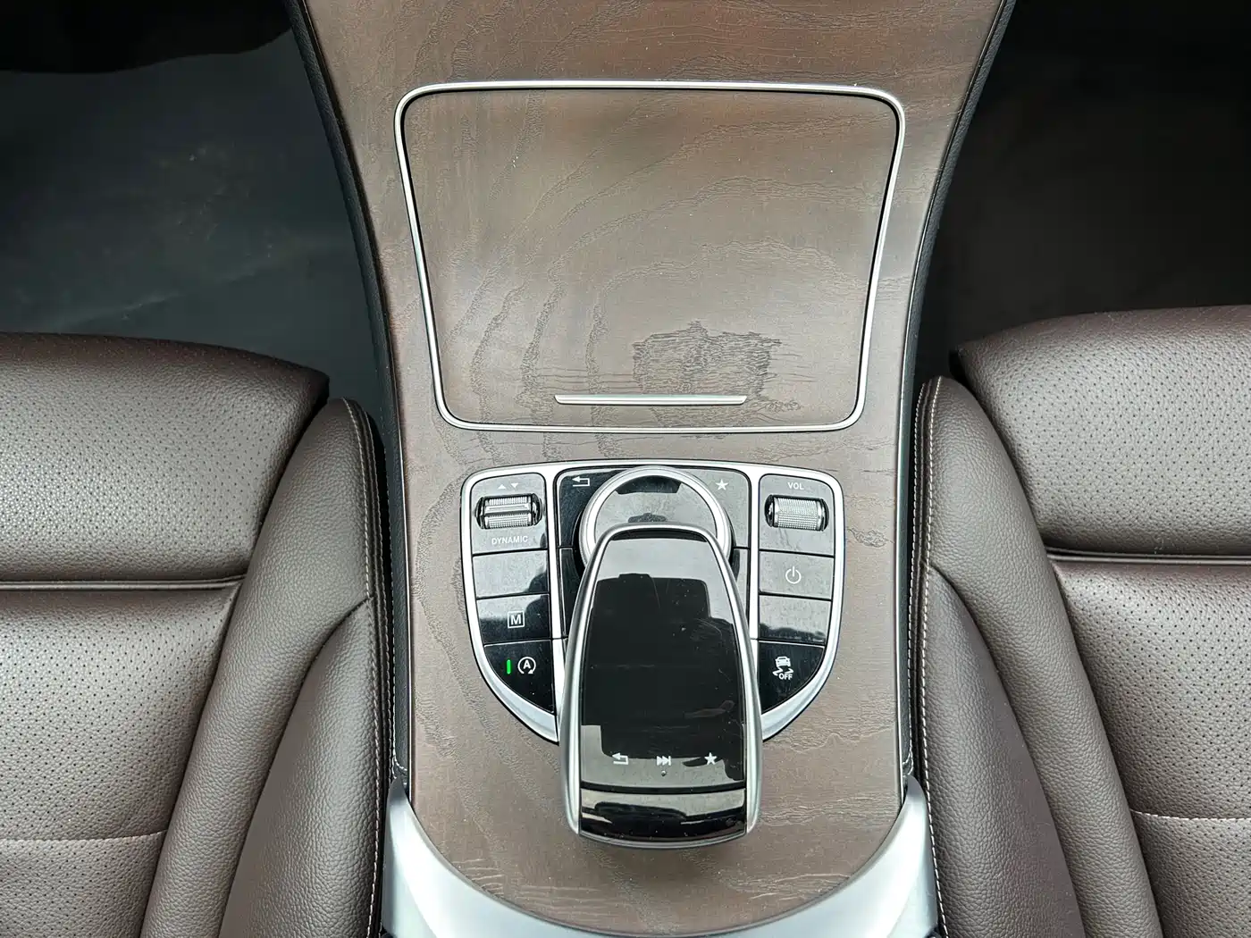 Mercedes-Benz GLC 2017 GLC 300 4MATIC Dynamic фото 35