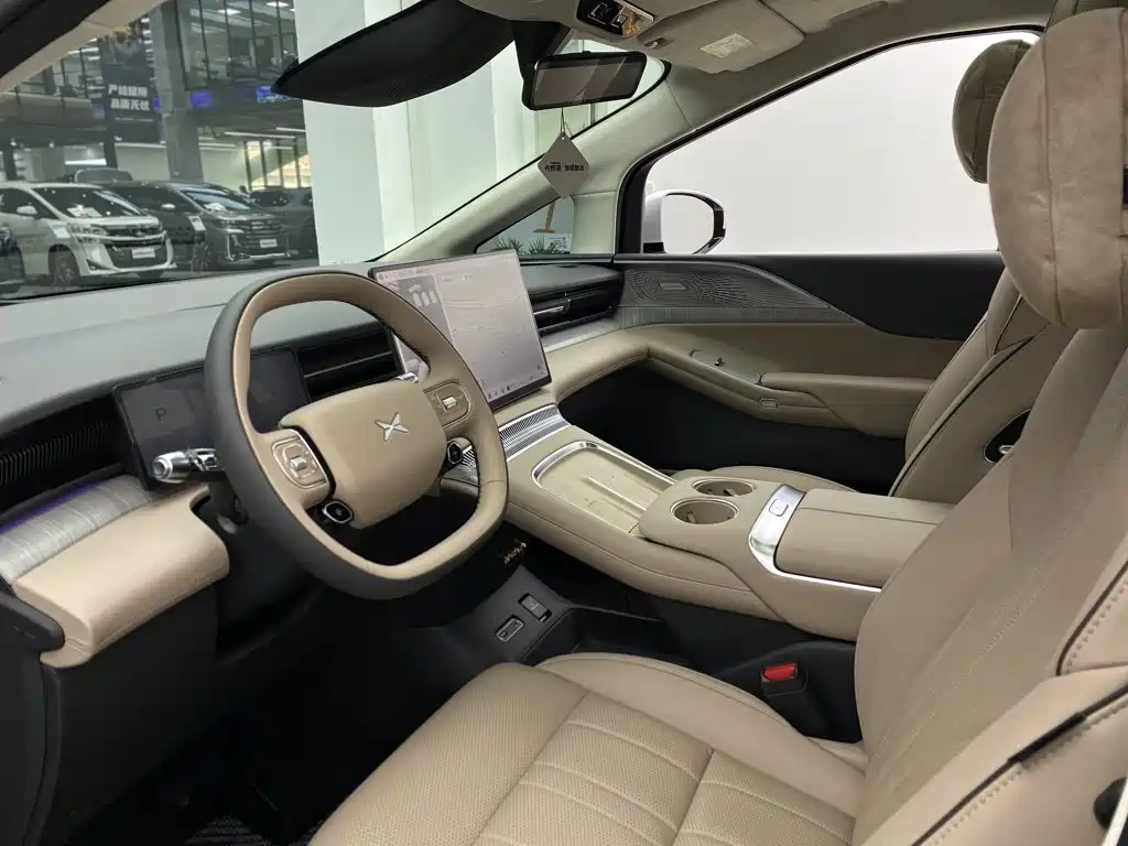 XPeng X9 2026 2025 Extended Range Edition