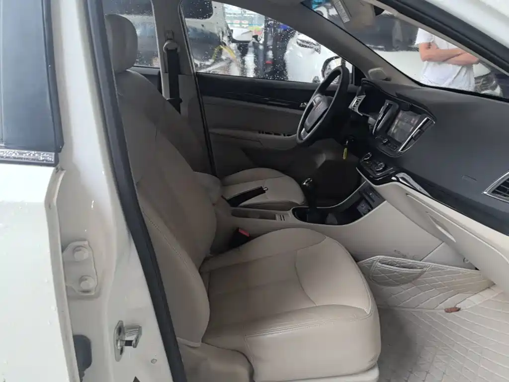 Roewe 360 2018 2017 1.5L Manual Luxury Edition