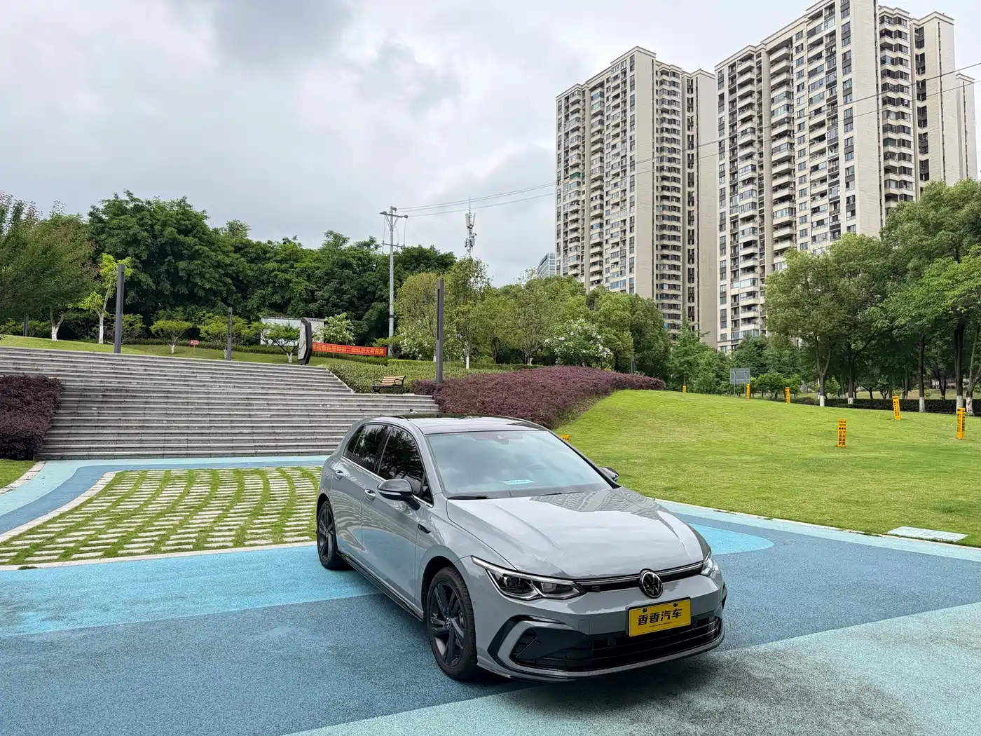 Volkswagen Golf 2021 280TSI DSG R-Line фото 8