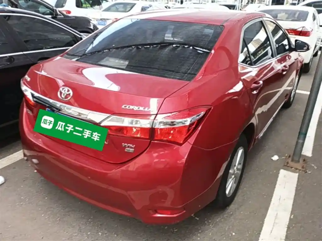 Toyota Corolla 2014 1.6L CVT GL-i фото 7