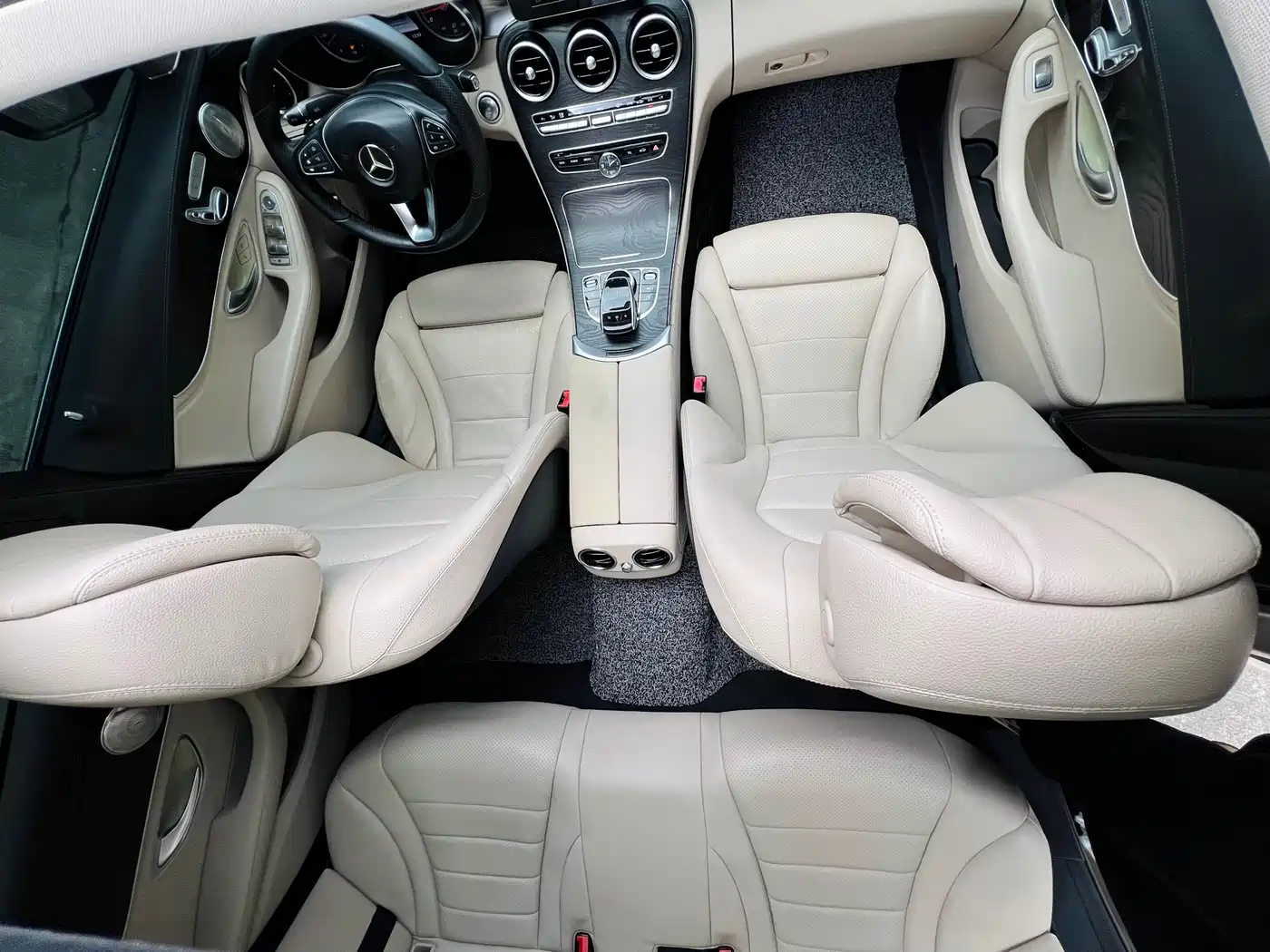 Mercedes-Benz C-Class 2015 C 200 L Sport фото 17