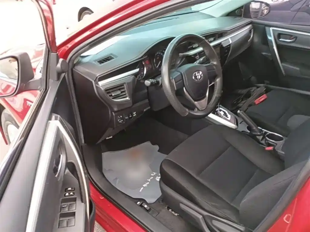 Toyota Corolla 2014 1.6L CVT GL-i фото 16