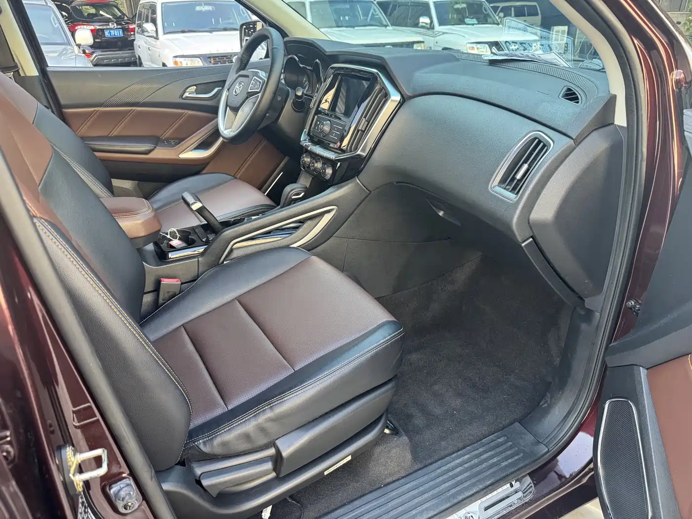 Jiangling Yusheng S350 2017 2016 2.0T Automatic 4WD Gasoline Luxury 5-seater