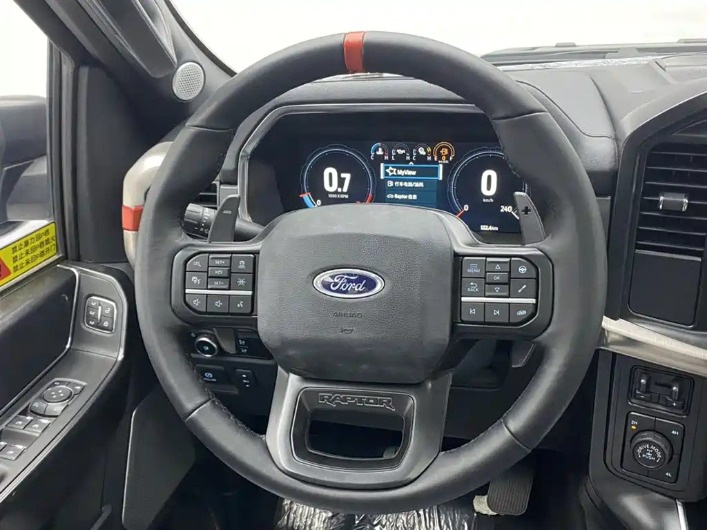 FORD F-150 RAPTOR