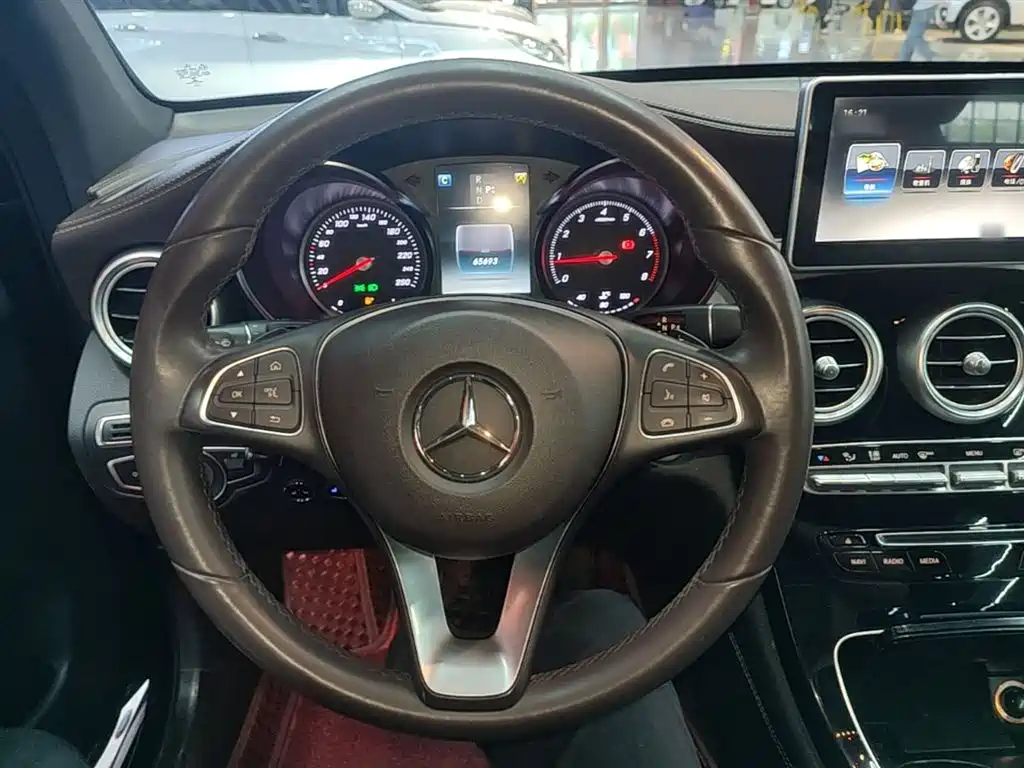 Mercedes-Benz GLC 2018 Facelift GLC 200 4MATIC фото 11