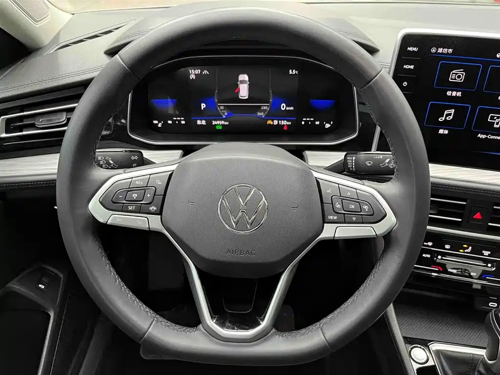 Volkswagen Sagitar 2023 Model Year 200TSI DSG Surpass Edition фото 4