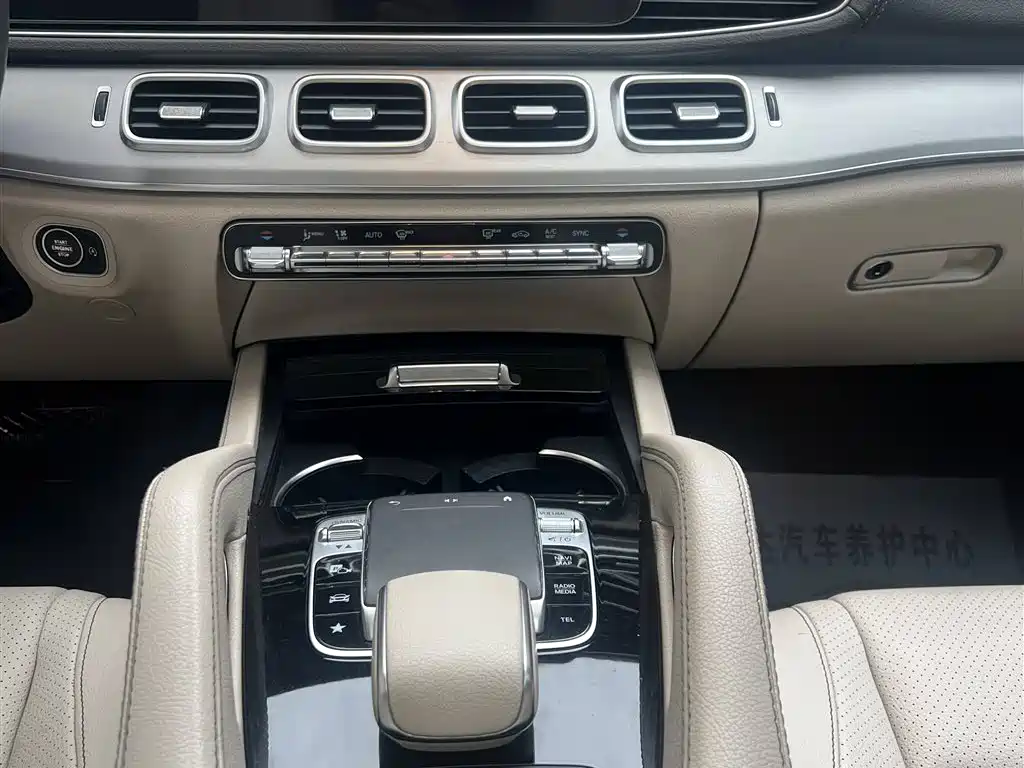 Mercedes-Benz GLE 2020 Facelift GLE 350 4MATIC Dynamic фото 12