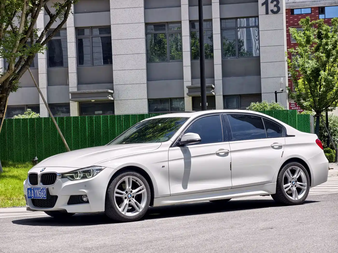 BMW 3 Series 2019 320Li M Luxury Package