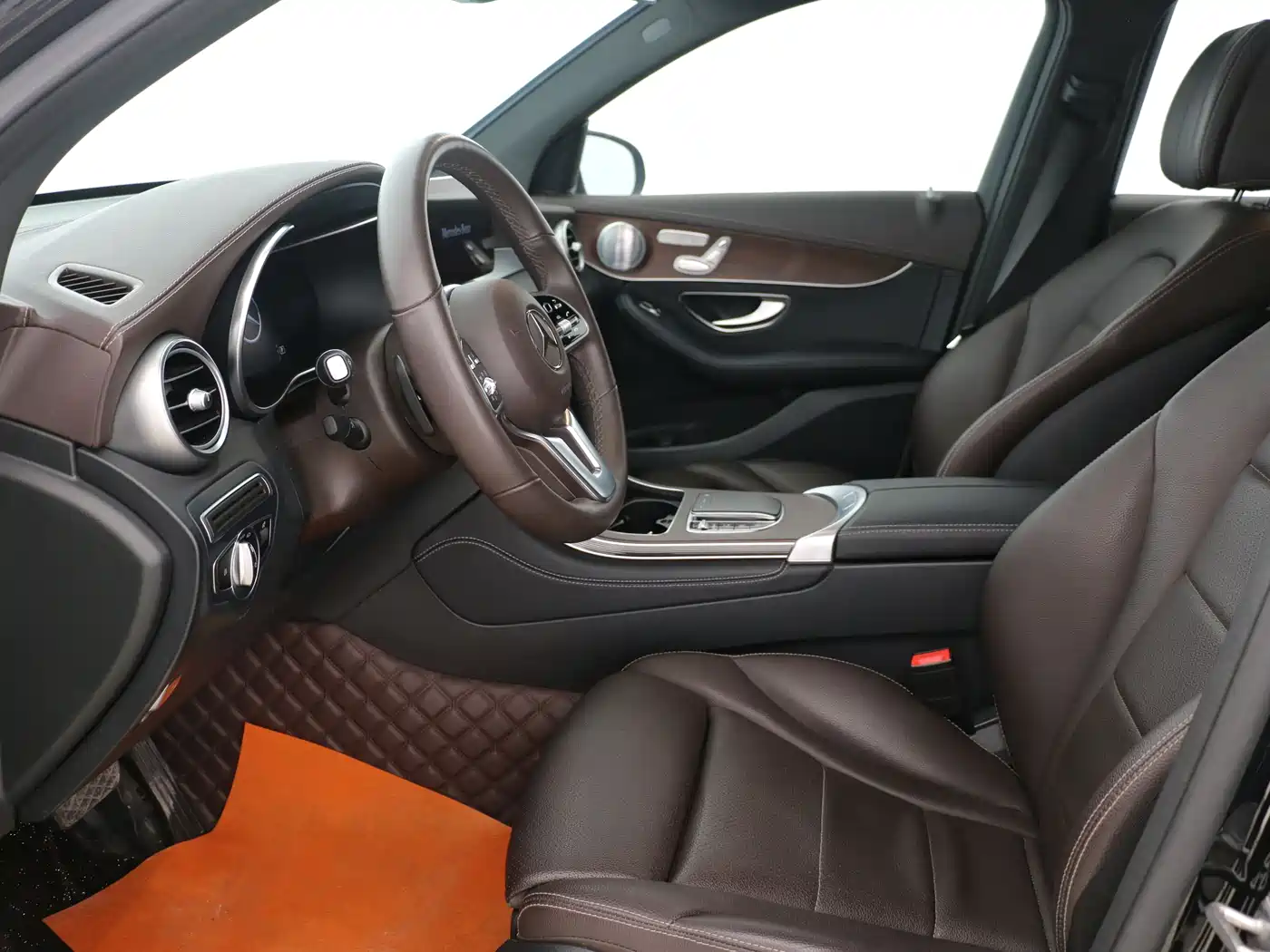 Mercedes-Benz GLC 2020 GLC 300 L 4MATIC Dynamic фото 4