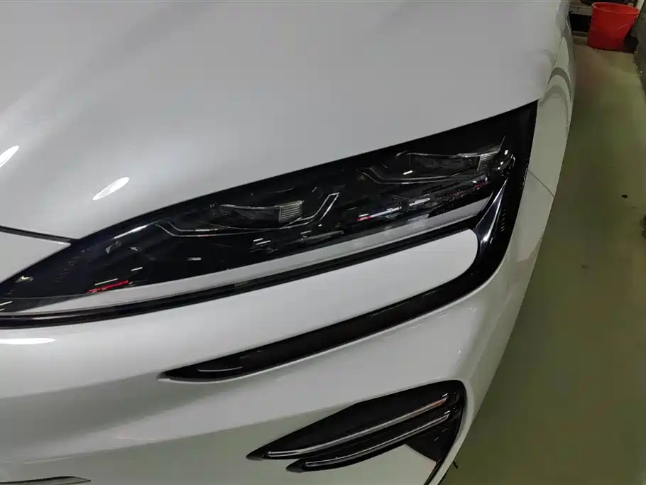 BYD Song PLUS PHEV 2023 Champion Edition DM-i 110KM Flagship фото 5
