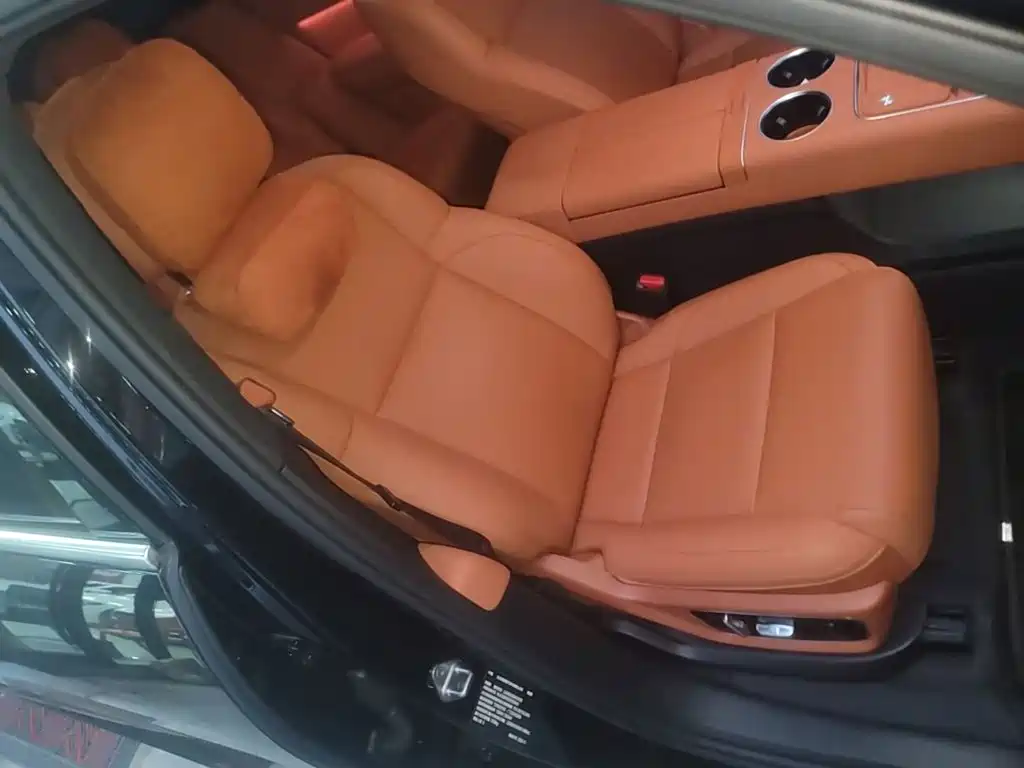 Photo 25 - Li Auto L7