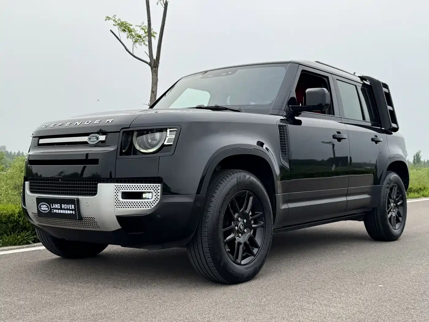 Land Rover Defender 2020 Model 110 P400 SE