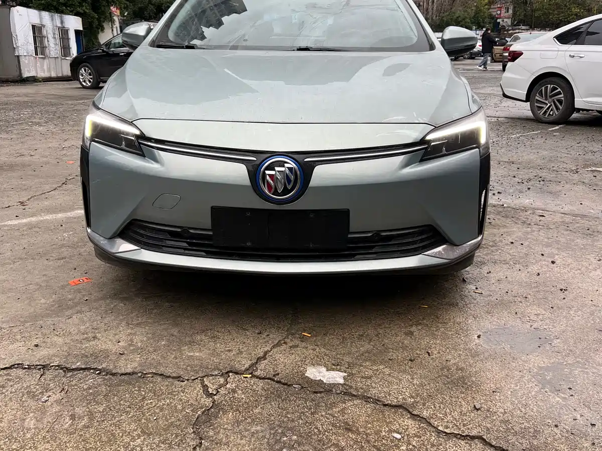 BUICK SLIGHTLY BLUE 6