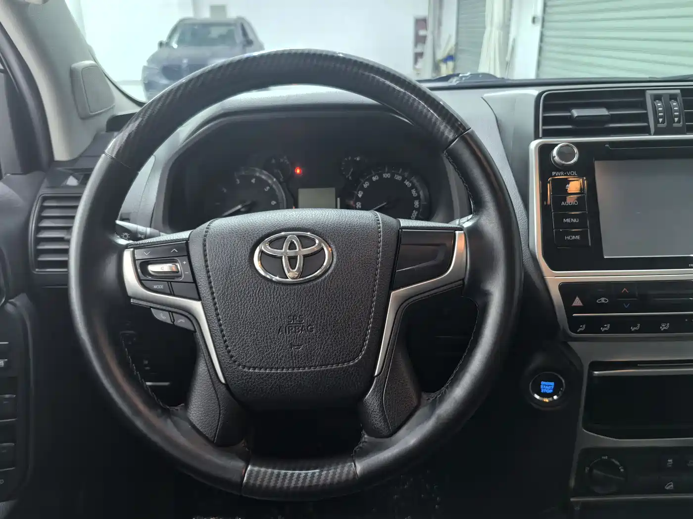 Toyota Prado 2018 3.5L Auto SX фото 6
