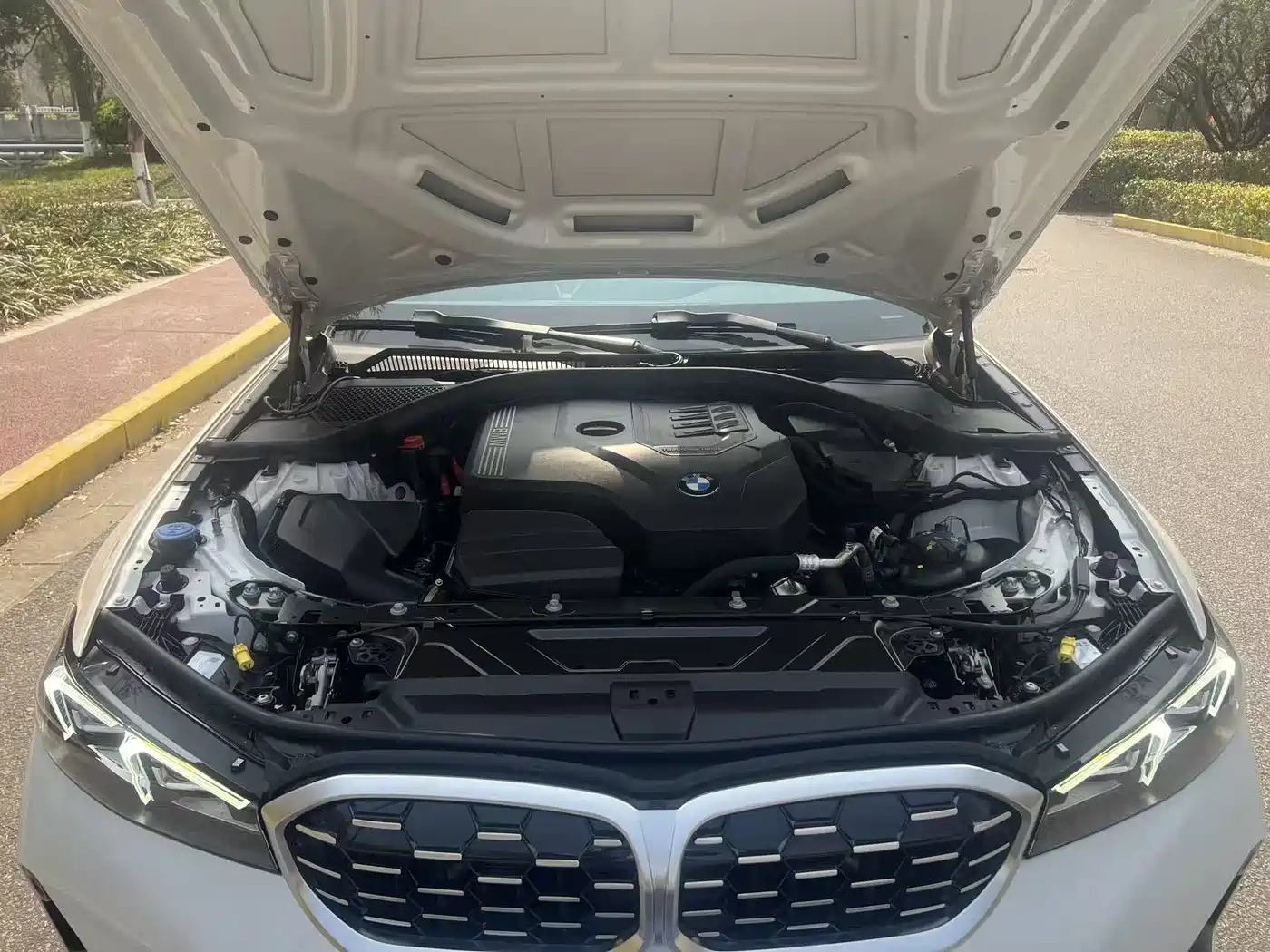 BMW 3 Series 2025 325Li M Sport Package фото 13