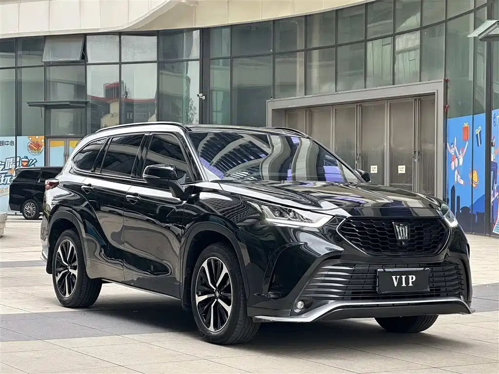 Toyota Crown Kluger 2022 2.0T 4WD Sporty Edition фото 3