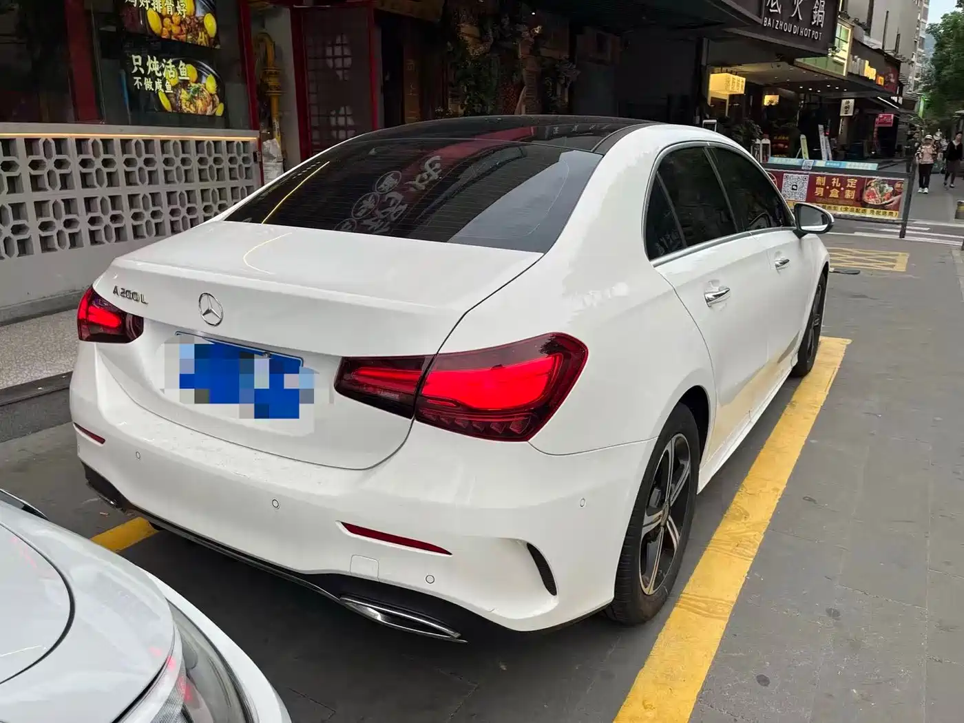 Mercedes-Benz A-Class 2025 A 200 L Fashion Edition фото 6