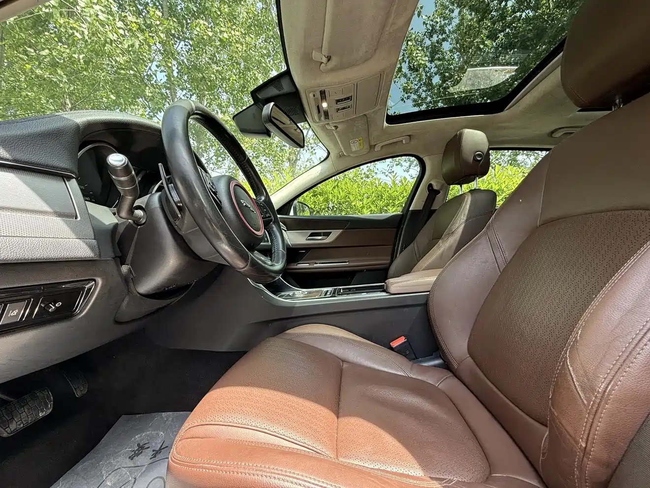 Фото 9 - Jaguar XFL