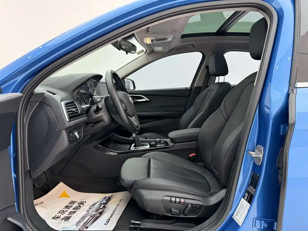 BMW 1 Series 2017 118i Sport фото 15