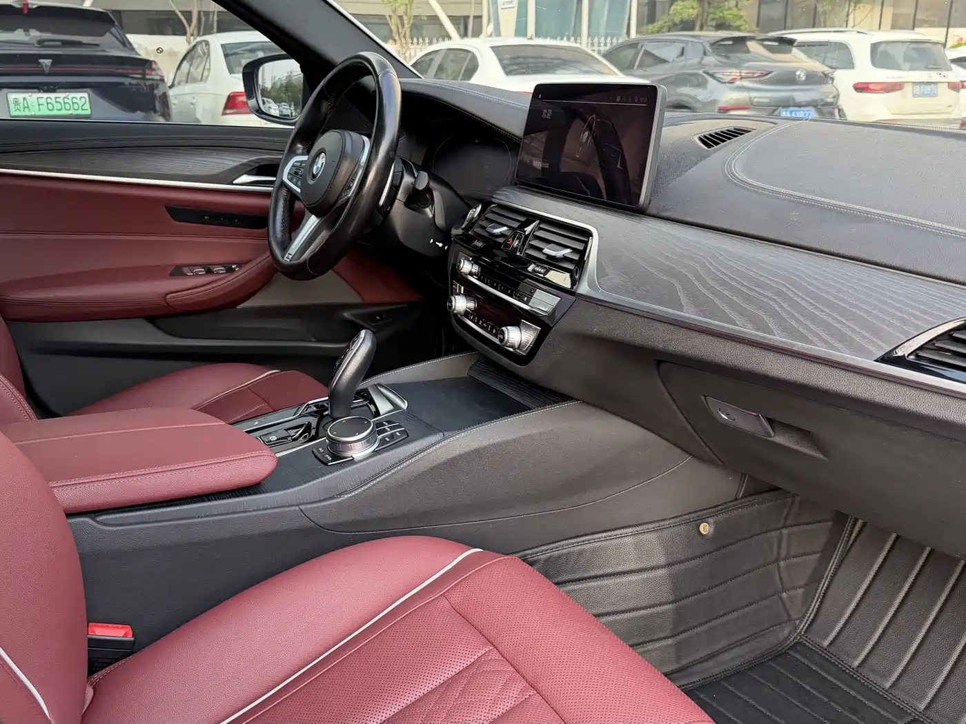 BMW 5 Series 2021 530Li Leading M Sport Package фото 10
