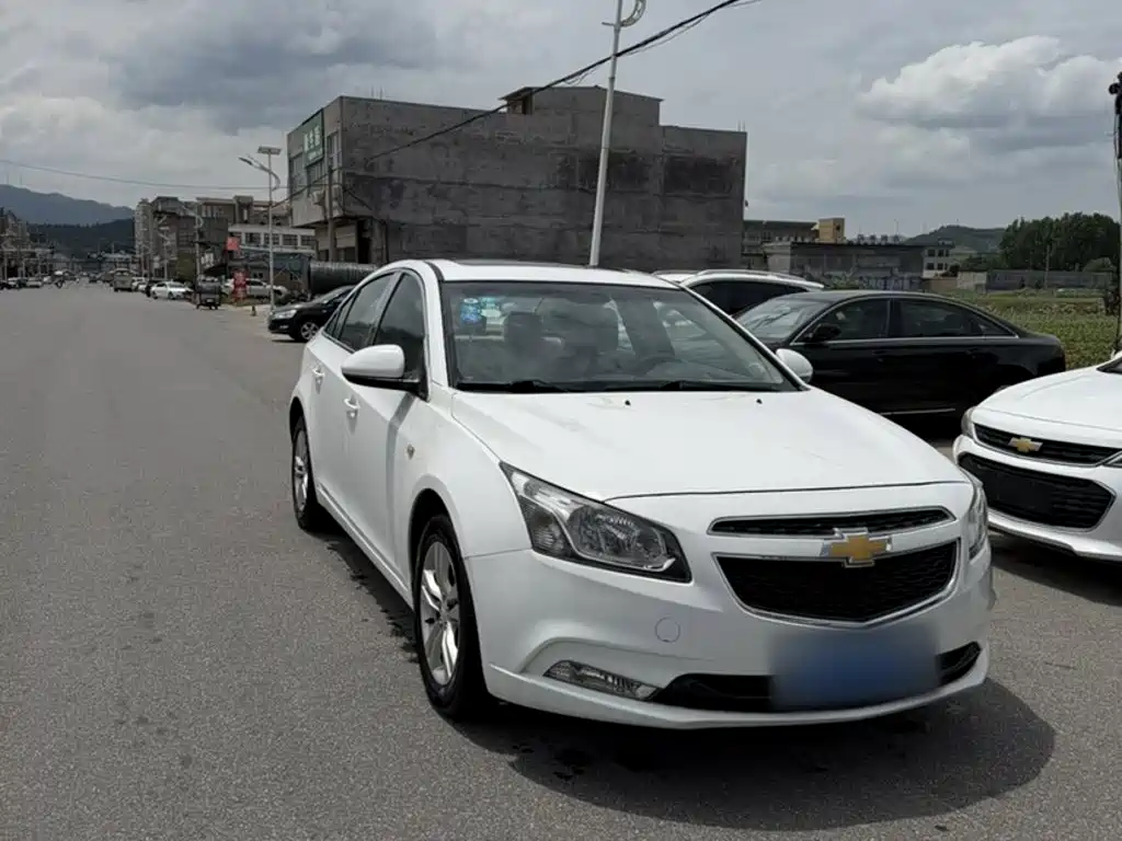 Chevrolet Cruze 2017 2015 1.5L Classic SE MT