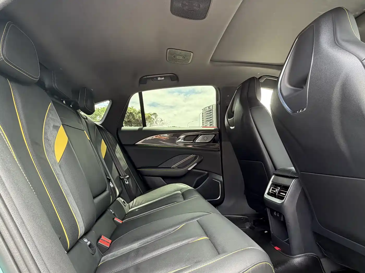 Hongqi H6 2023 2.0T Ultimate Edition фото 16