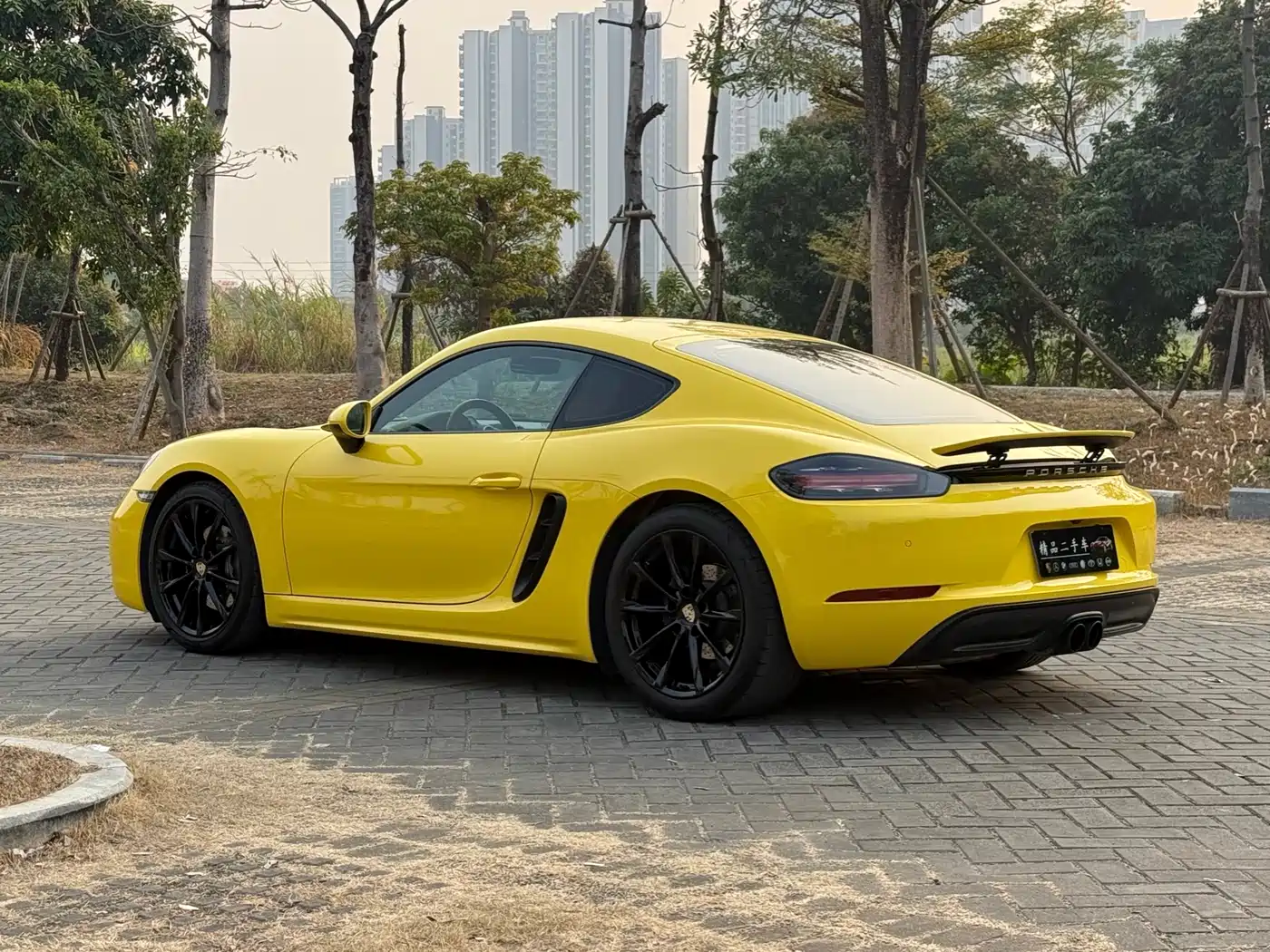 Porsche 718 2018 Cayman 2.0T фото 17