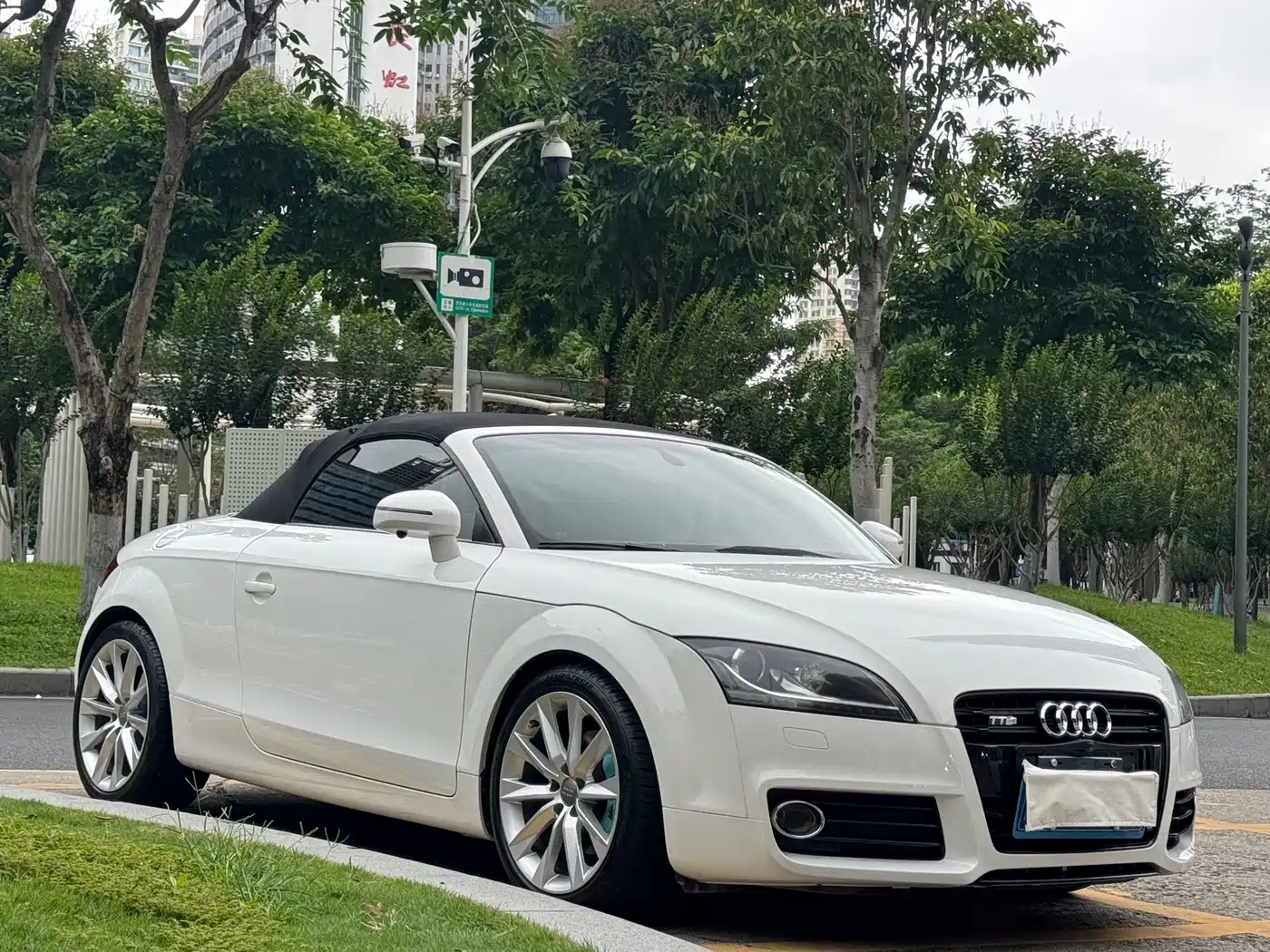 Audi TT 2013 2011 TT Roadster 2.0TFSI