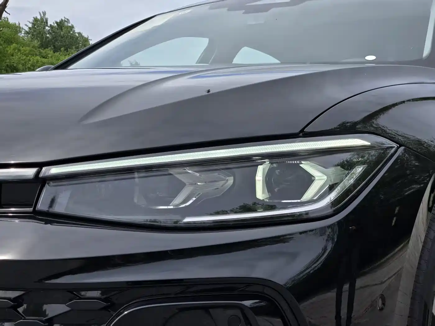 Volkswagen Passat 2026 Pro 380TSI Starlight Dragon Fortune Edition фото 20