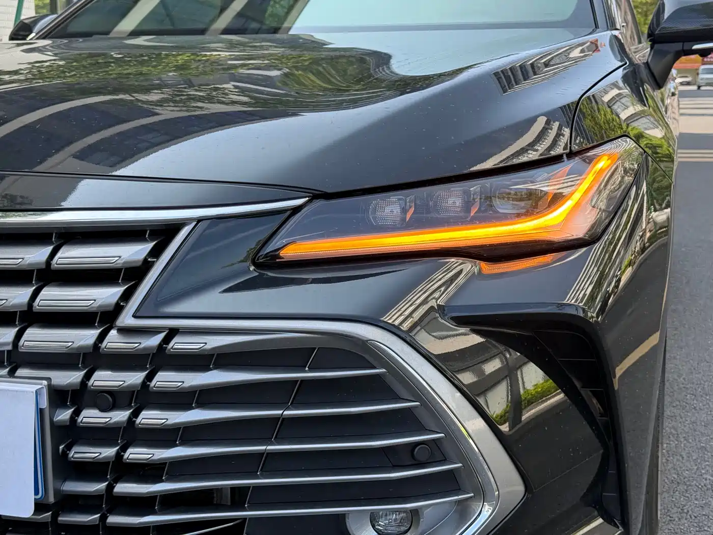 Toyota Avalon 2024 Model Hybrid 2.0L Prestige Edition фото 4
