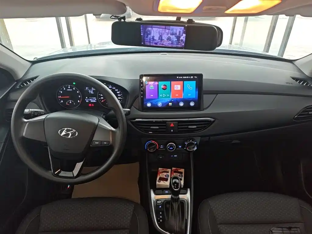 Hyundai Elantra 2020 1.6L Auto GL Pleasing Edition фото 10