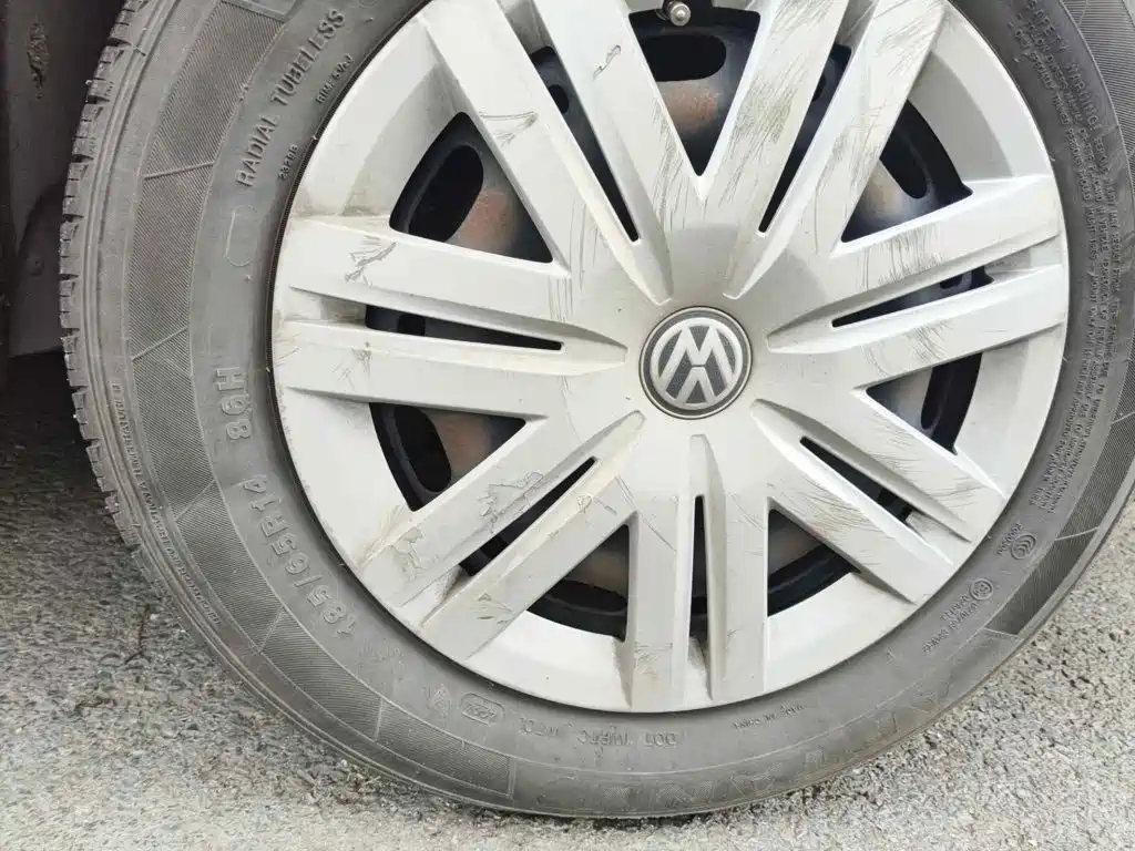 صورة 7 - Volkswagen Polo