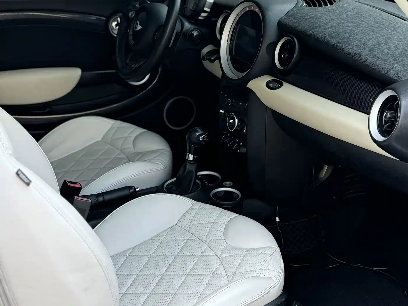 MINI MINI 2013 2012 1.6T COOPER S Fun