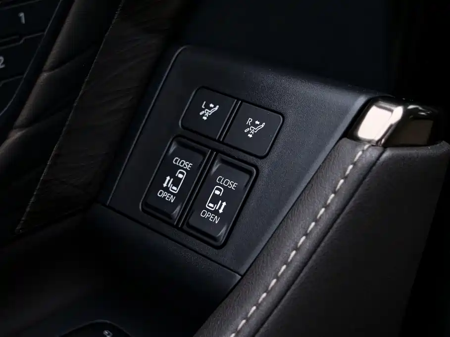Toyota Alphard 2025 2024 Hybrid 2.5L Ultimate Enjoyment Edition