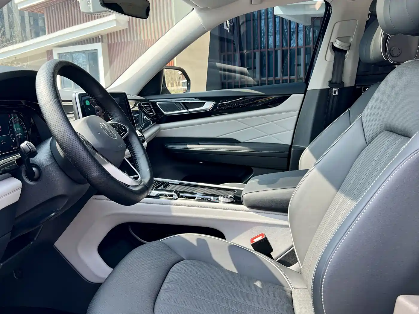 Volkswagen Teramont 2024 380TSI 4WD Prestige Luxury Edition фото 6