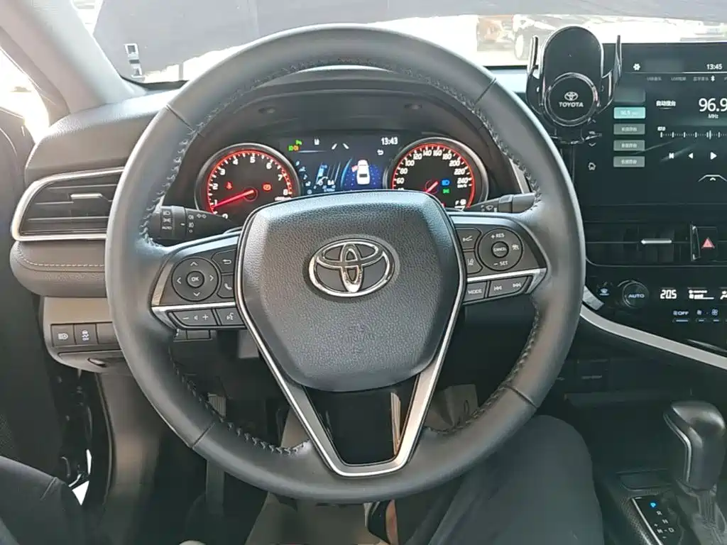 Toyota Camry 2023 2022 2.0S Knight Edition