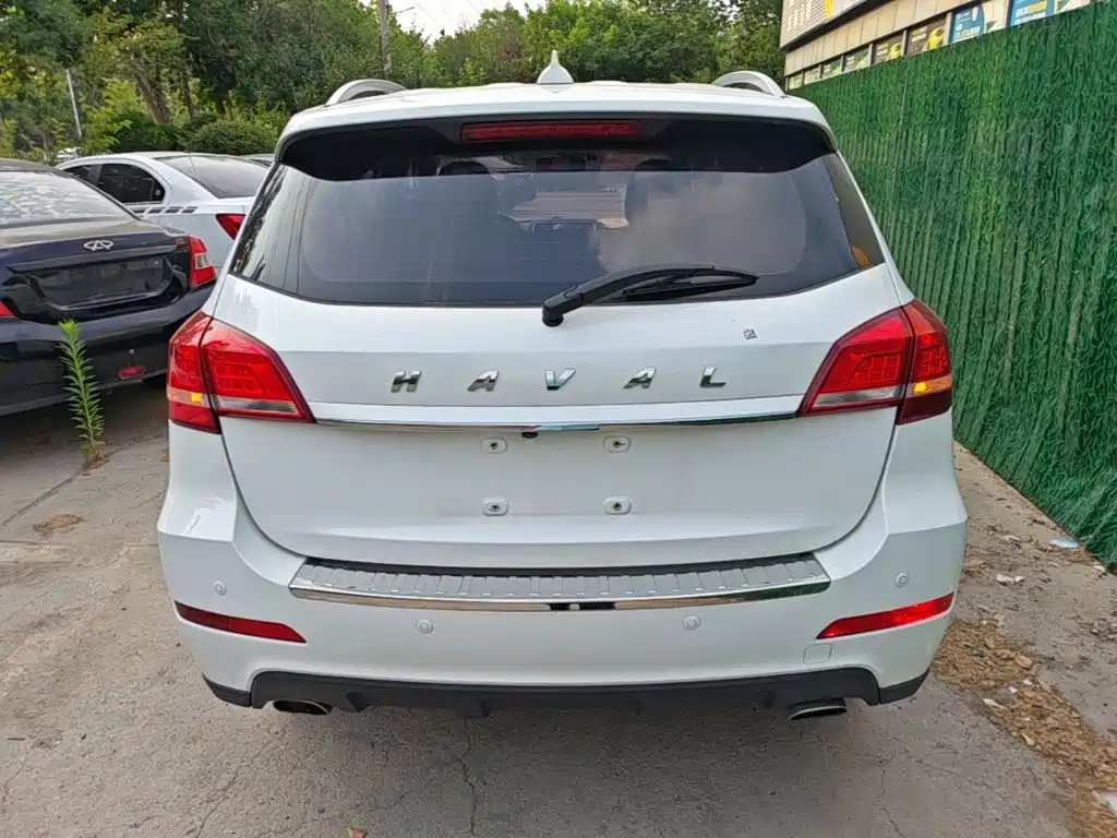 Фото 6 - Haval H2
