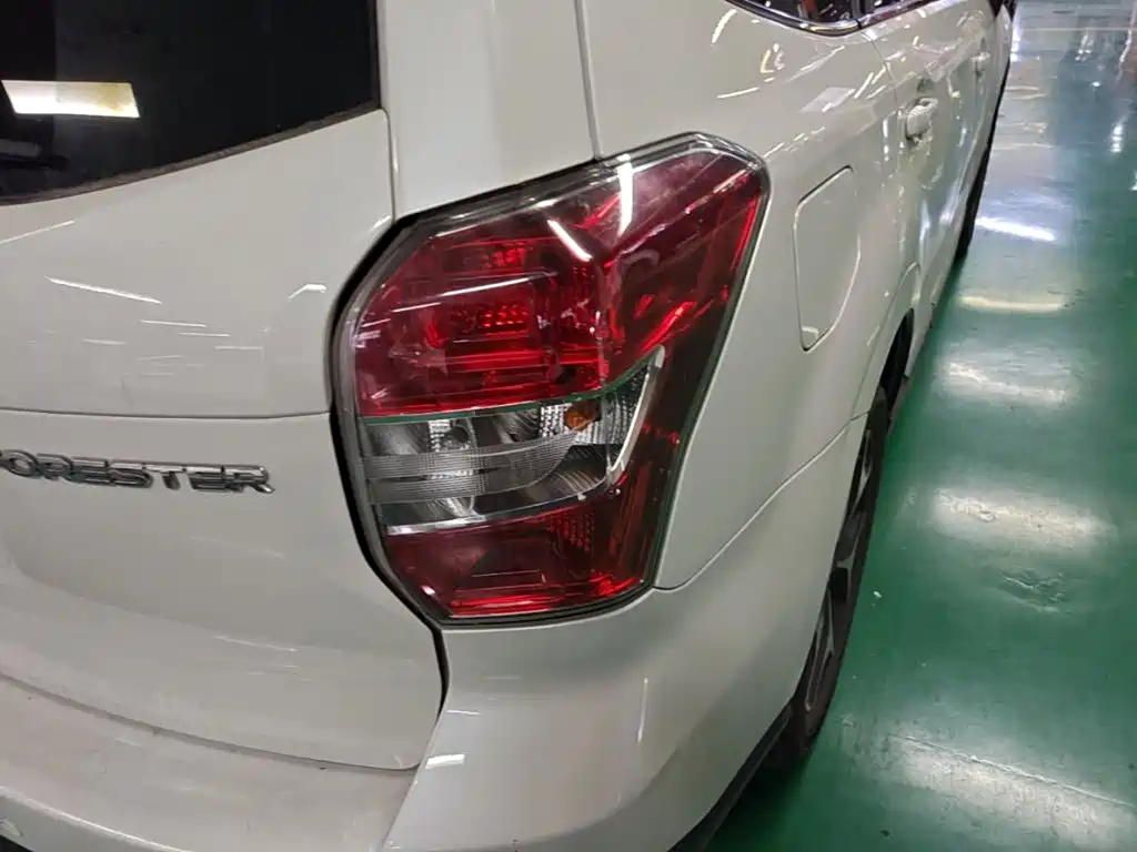Фото 8 - Subaru Forester
