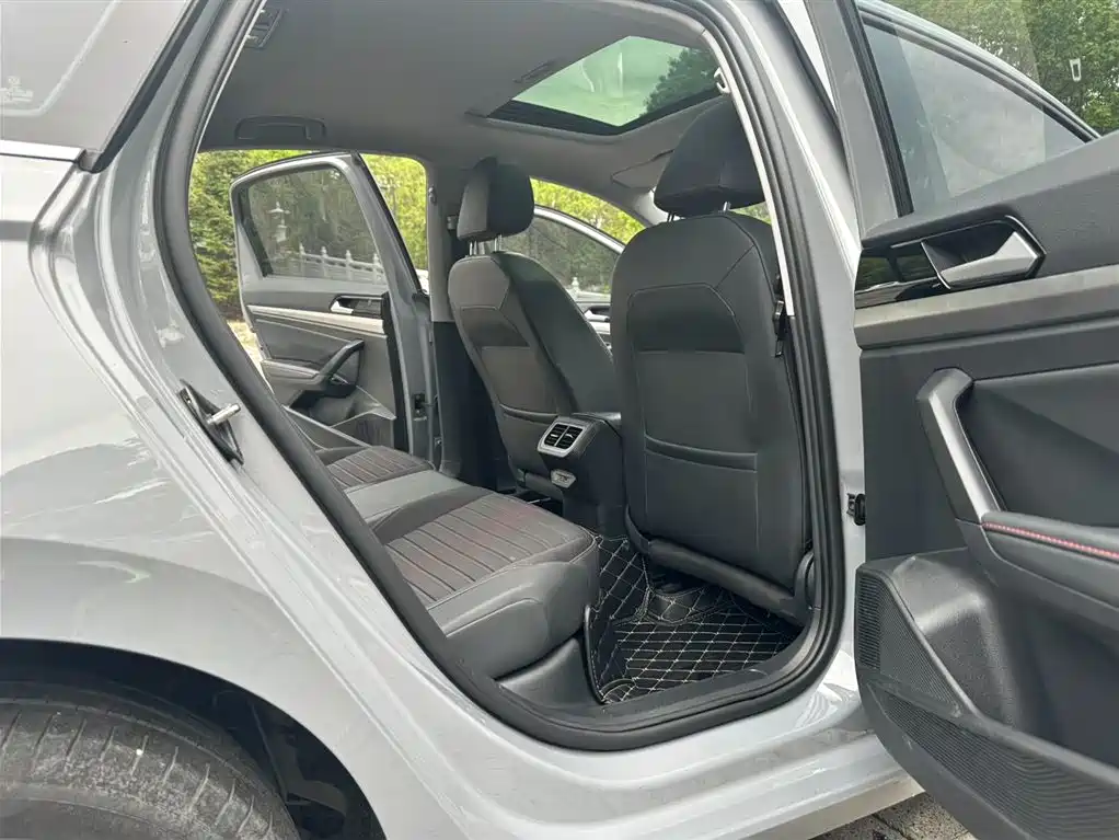 Volkswagen Lavida 2023 280TSI DSG Starlight Comfort Edition фото 16