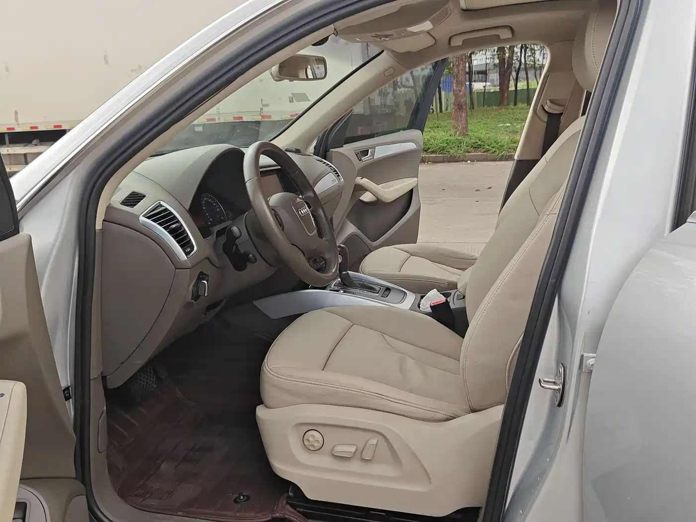 Audi Q5 2012 2.0TFSI Progressive фото 7