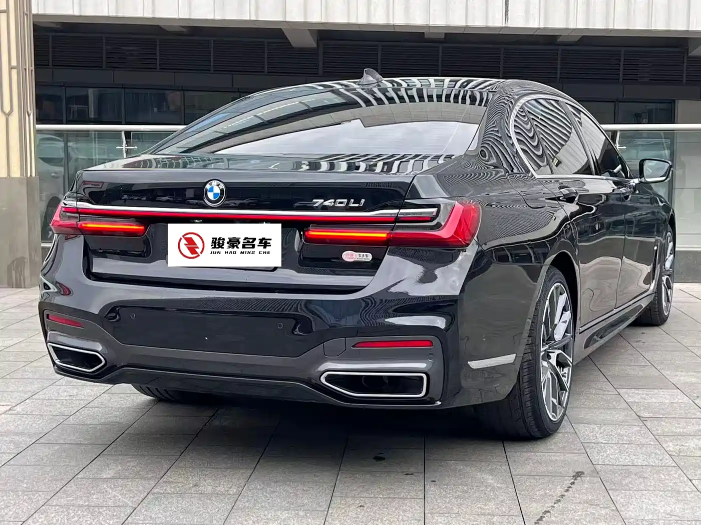 BMW 7 Series 2019 740Li Leading M Sport Package фото 21