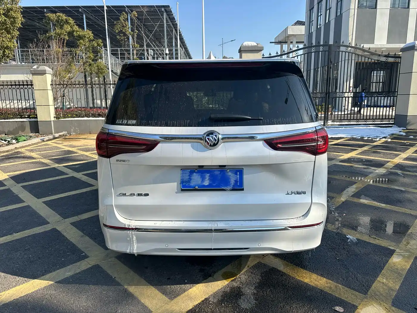 Buick GL8 2022 ES Landmark 653T Smart Luxury фото 4