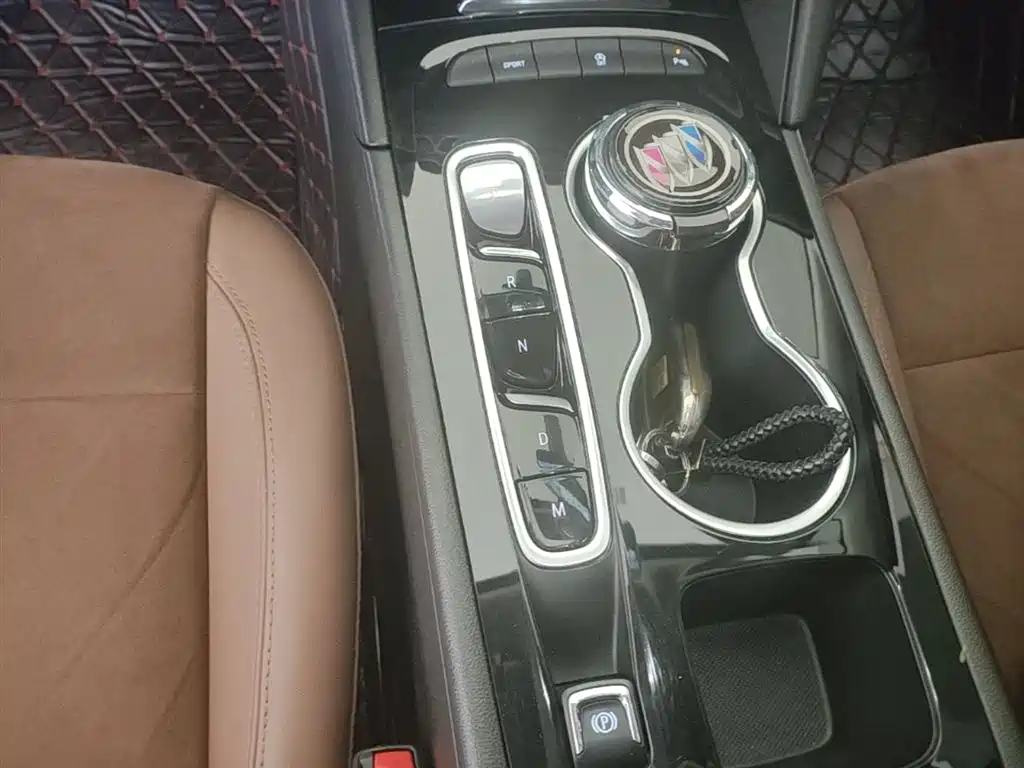 Buick Regal 2024 Model 28T Premium фото 14