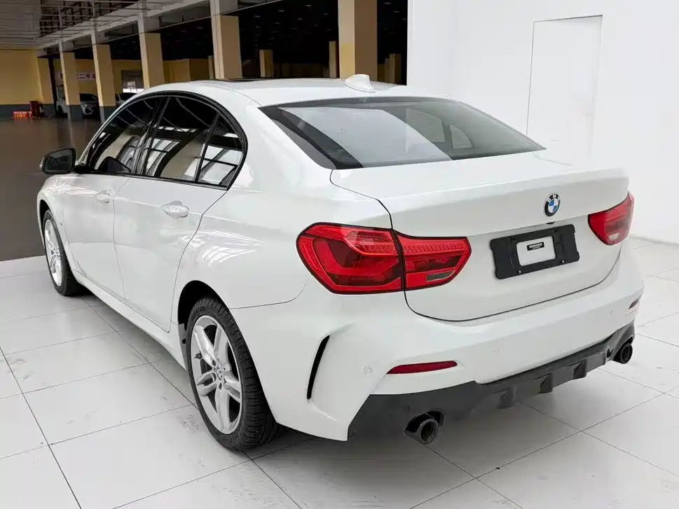 Фото 7 - BMW 1 Series