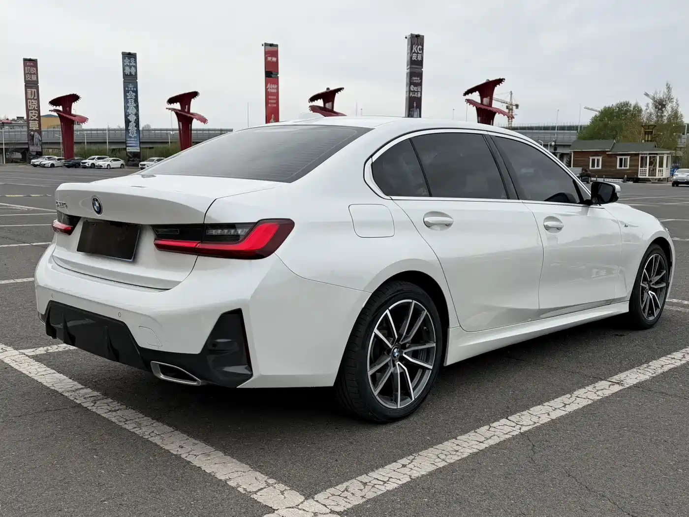 BMW 3 Series 2023 320Li M Sport Package фото 4