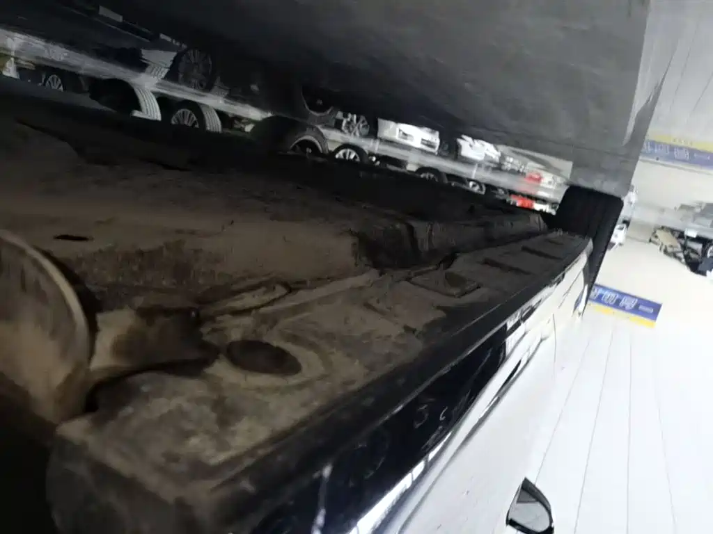 Audi A6L New Energy 2018 40 e-tron фото 21