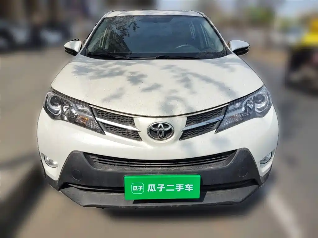 Toyota RAV4 Rongfang 2015 2.0L CVT 2WD Trend Edition фото 24